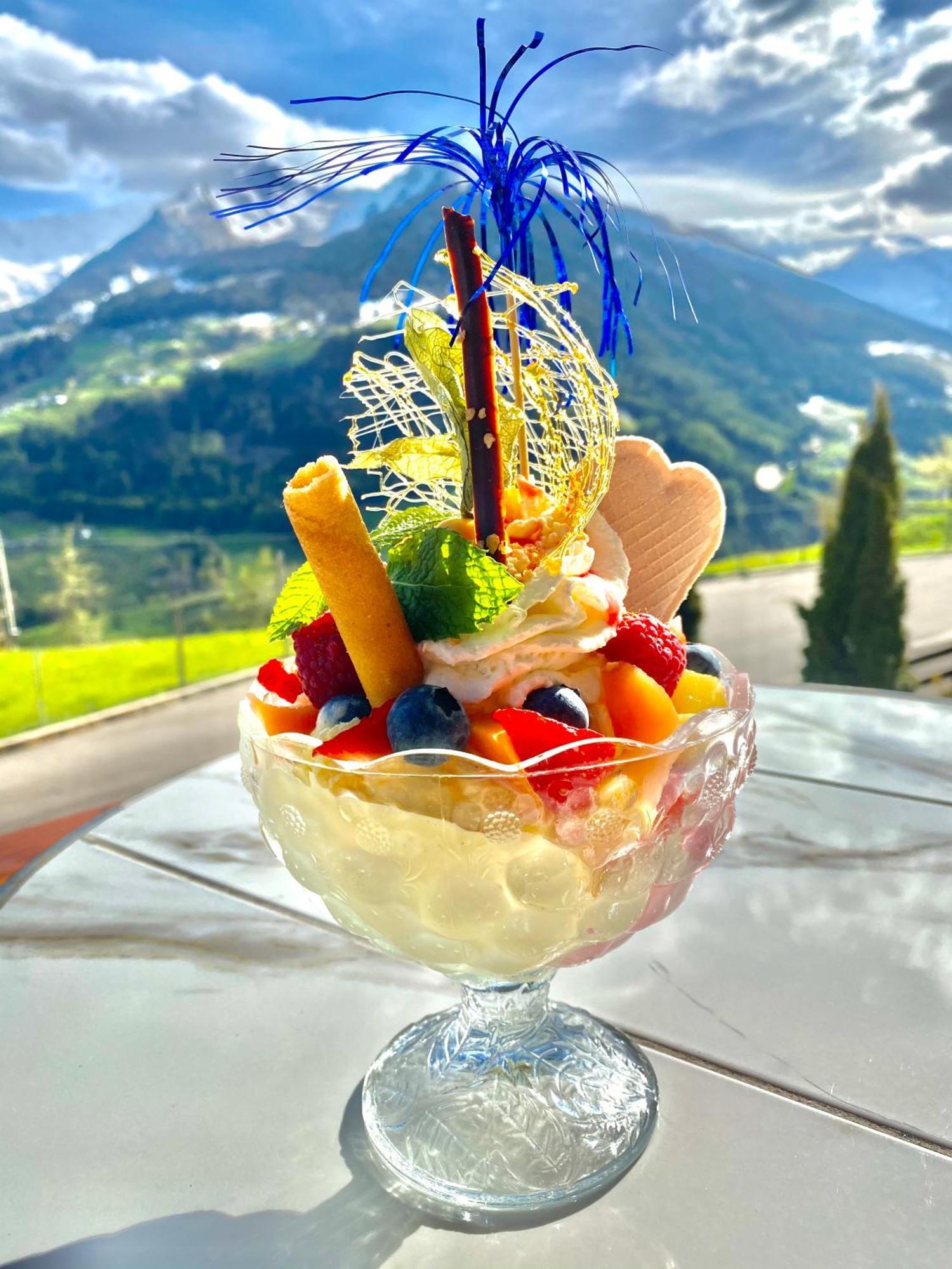 Pension Widmann Stulles Bagian luar foto