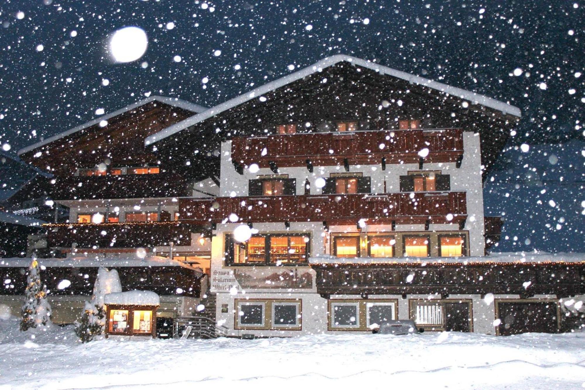 Pension Widmann Stulles Bagian luar foto