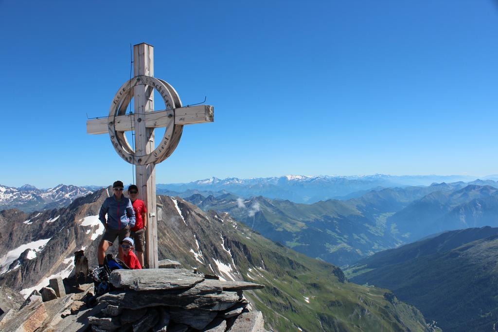 Pension Widmann Stulles Bagian luar foto