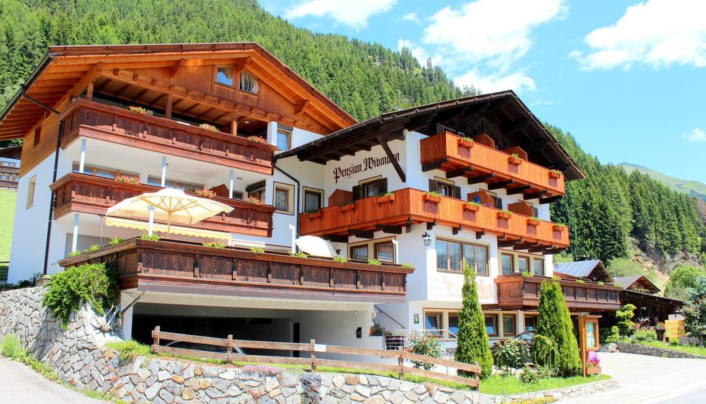 Pension Widmann Stulles Bagian luar foto